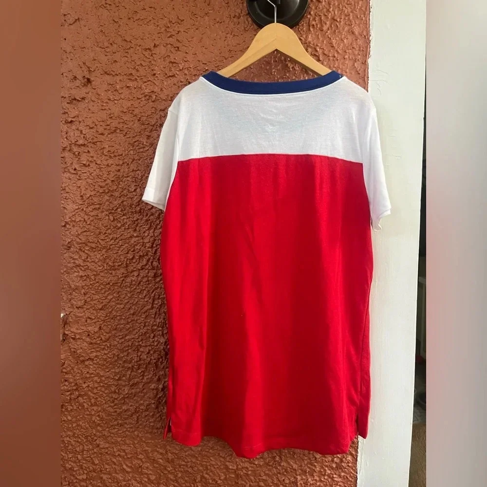 Philadelphia Phillies MLB Nike Womens Color Block T-shirt Size Small